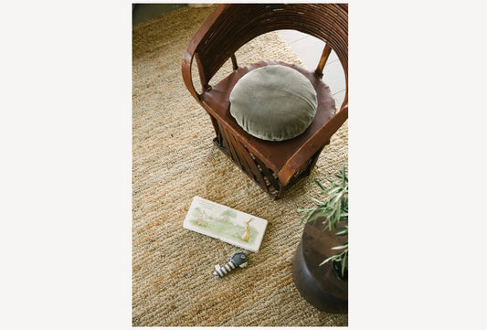 Looped Jute Natural ~ for extra comfort in a living room